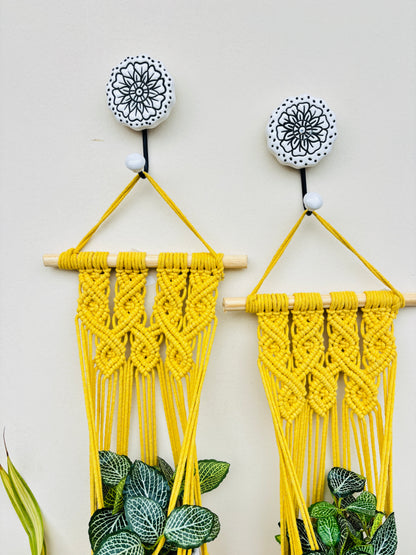 Quiet Corner Hanging Planter Set – Sunflower Yellow