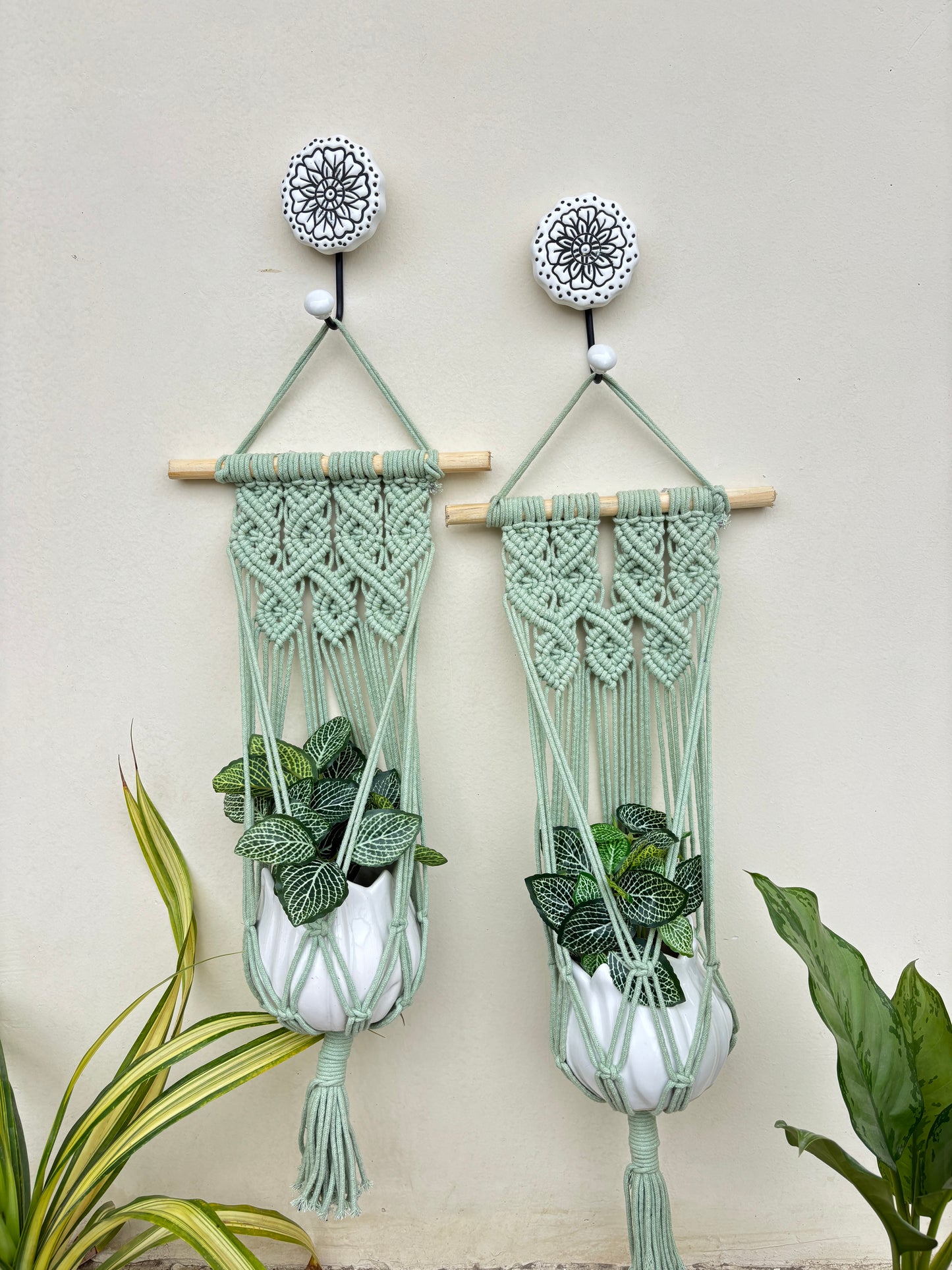 Quiet Corner Hanging Planter Set – Mint Green
