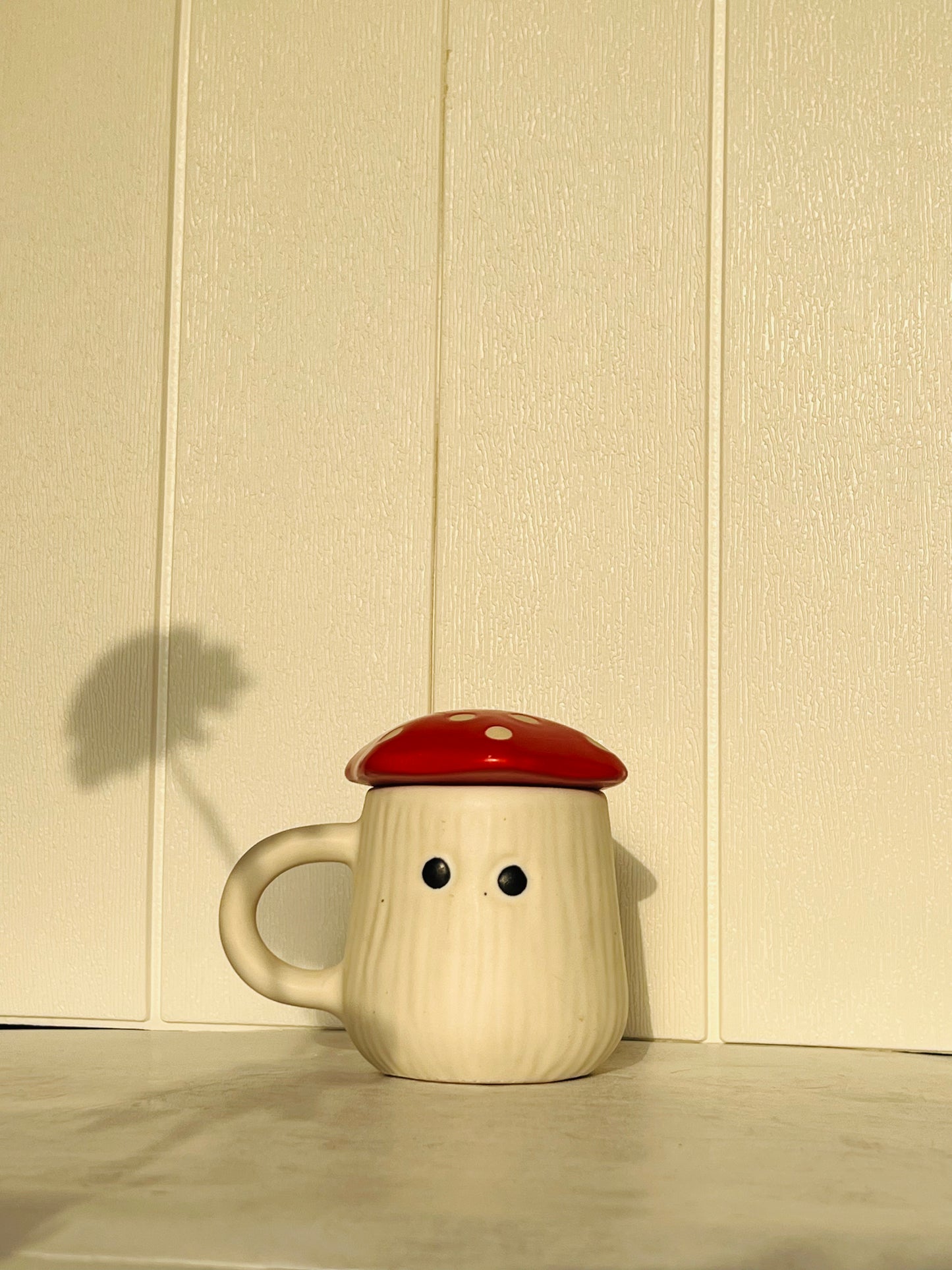Mushroom Magic Mug with Lid - Red