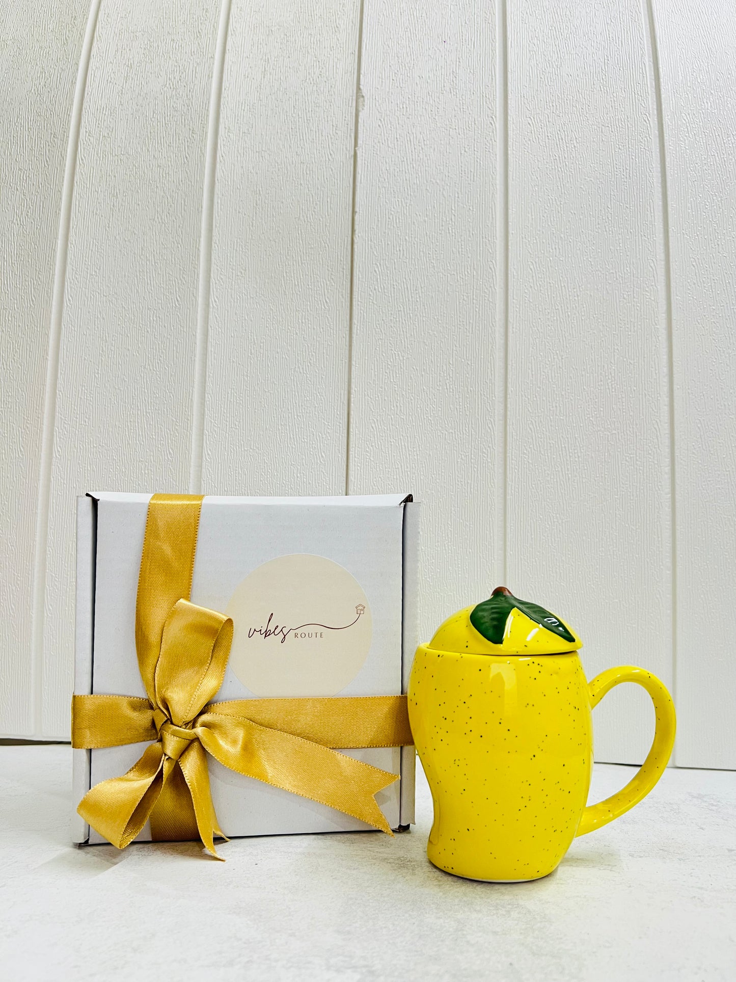Tangy Mango Mug with Lid – Set of 1