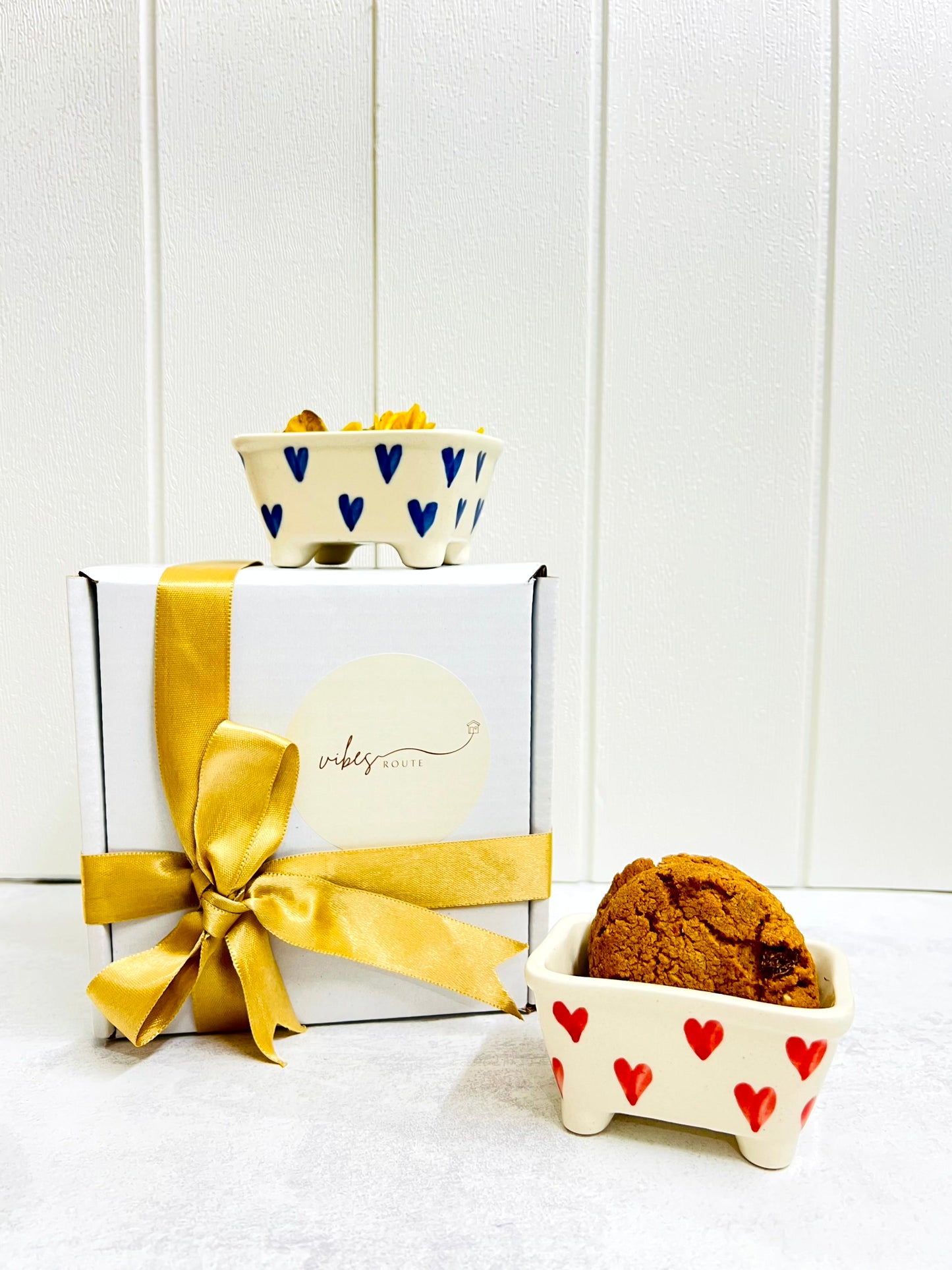 Snackie & Scoop Bowl Set (Set of 2) 💛