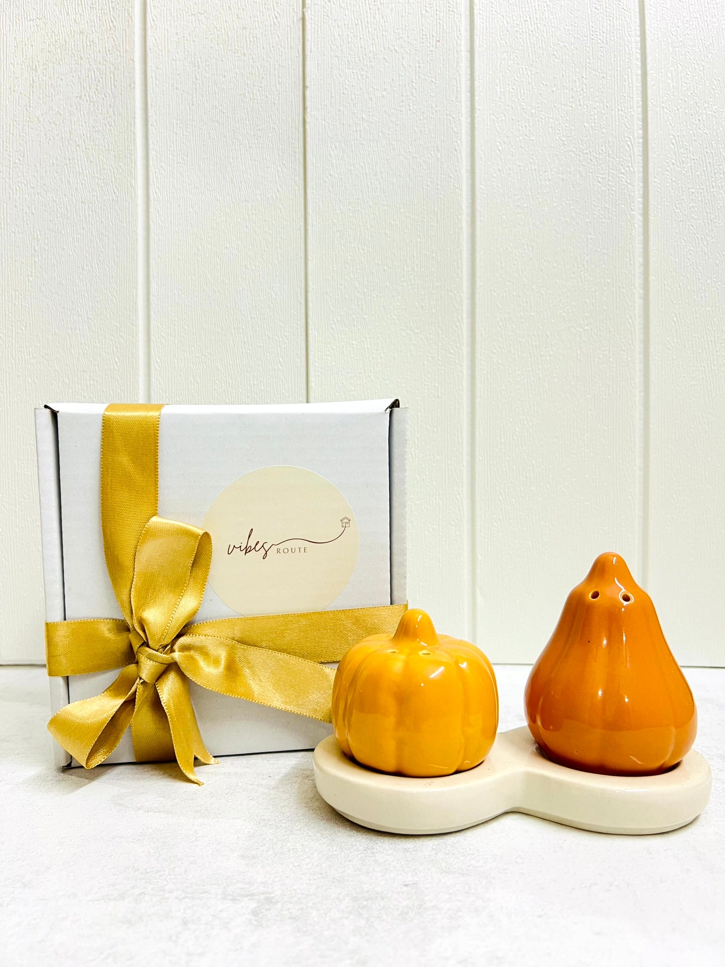 Pumpkin & Pear – Salt & Pepper Set 🎃🍐