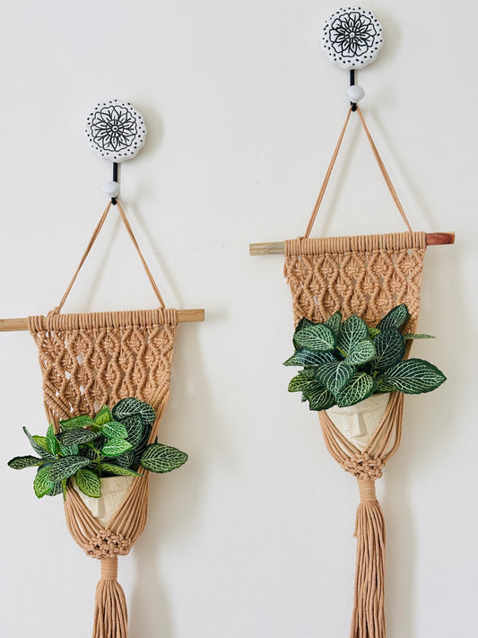Peace Knot Planter Hanger Set – Caramel Brown